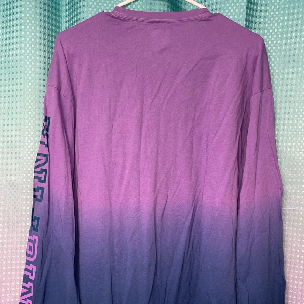 NWT VS PINK L/XL purple blue ombré long sleeve campus tee - Picture 3 of 4